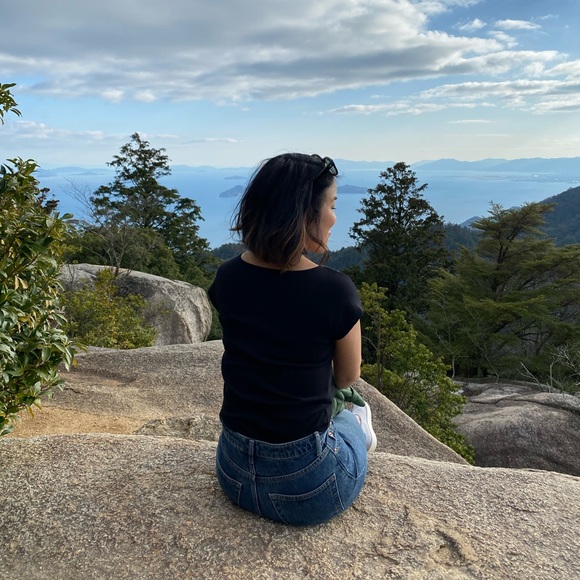 Meet your Posher, Jessica - Picture 1 of 1